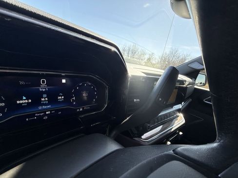 Certified 2022 Chevrolet Silverado 1500 RST image 22