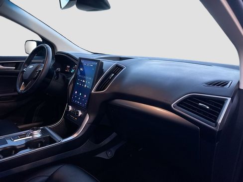 Certified 2024 Ford Edge SEL w/ Convenience Package image 31