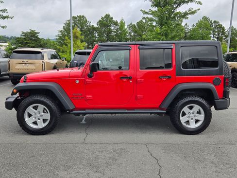 Used 2015 Jeep Wrangler Unlimited Sport w/ Quick Order Package 24S AWD/4WD image 4