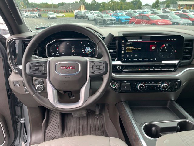 Used 2026 GMC Sierra 2500 SLT w/ SLT Premium Package AWD/4WD image 16