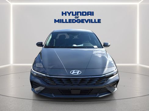 New 2026 Hyundai Elantra SEL Sport FWD image 6