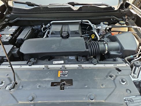 Used 2024 GMC Canyon Denali AWD/4WD image 30