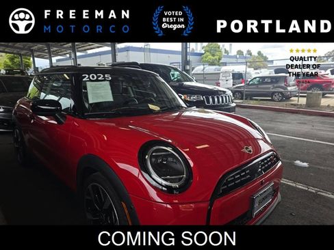 Used 2025 MINI Cooper S FWD image 1