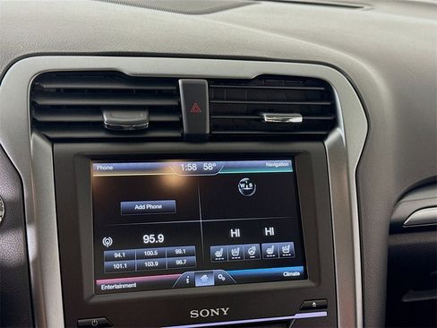 Used 2015 Ford Fusion Titanium image 9