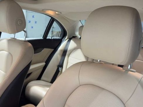 Used 2019 Mercedes-Benz C 300 Sedan w/ Premium Package image 25