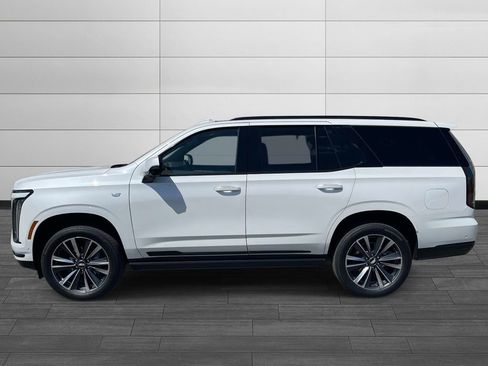 Certified 2025 Cadillac Escalade Sport AWD/4WD image 8