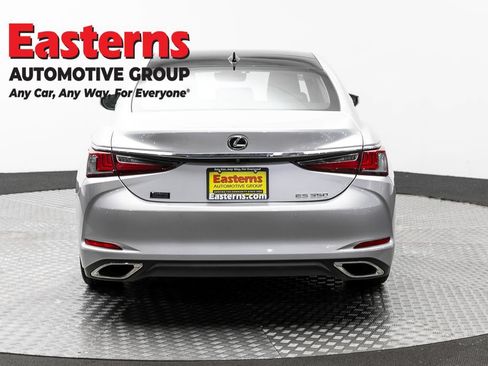 Used 2019 Lexus ES 350 Ultra Luxury w/ Accessory Package FWD image 6