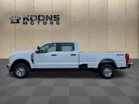 New 2026 Ford F250 XL w/ XL Chrome Package image 4