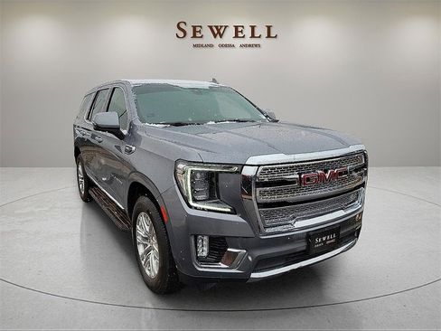 Used 2022 GMC Yukon SLT w/ SLT Premium Package image 7
