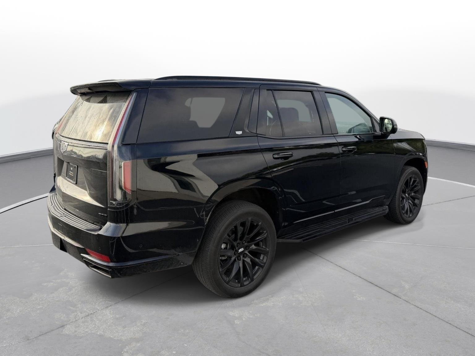 Certified 2024 Cadillac Escalade Sport w/ LPO, ONYX Package AWD/4WD image 5
