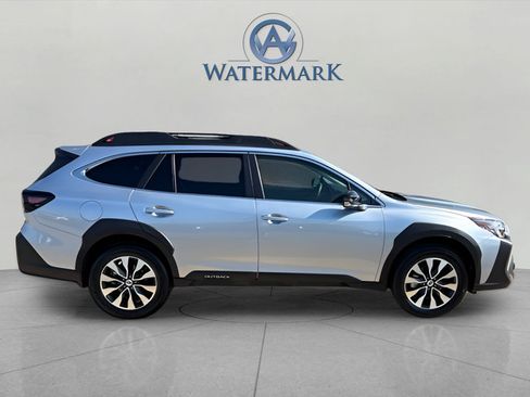 Used 2024 Subaru Outback Limited AWD/4WD image 10