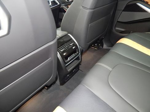 Used 2024 BMW X5 M Competition w/ Executive Package AWD/4WD image 21