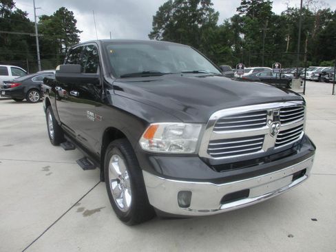Used 2015 RAM 1500 Big Horn RWD image 28