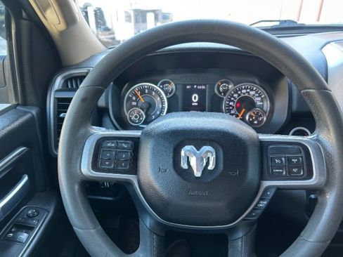 Used 2019 RAM 3500 Tradesman image 16