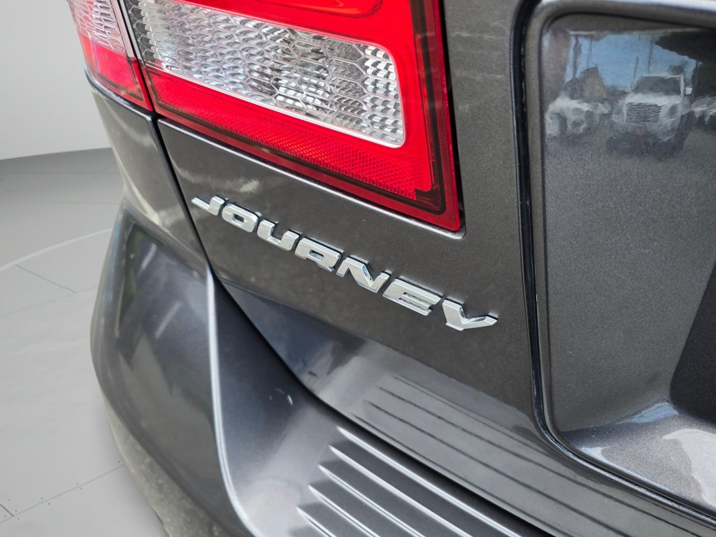 Used 2019 Dodge Journey SE w/ Connectivity Group FWD image 47