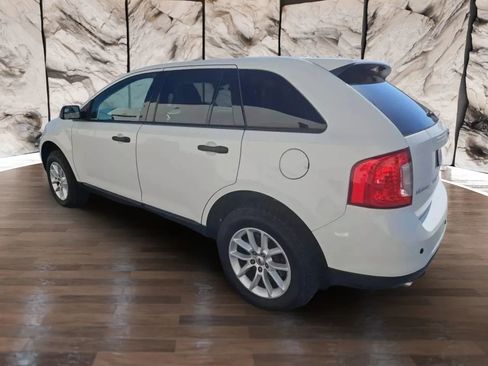 Used 2013 Ford Edge SE image 4