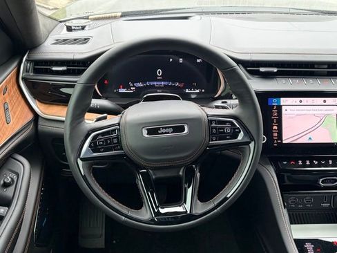 New 2026 Jeep Grand Cherokee Summit AWD/4WD image 37