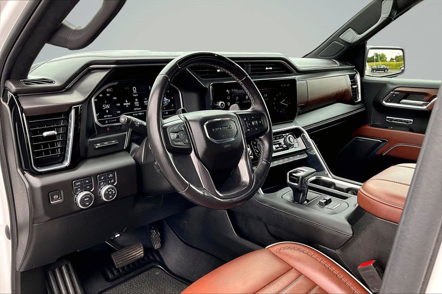 Used 2024 GMC Sierra 1500 Denali Ultimate AWD/4WD image 15