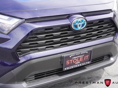 Used 2022 Toyota RAV4 XLE w/ Convenience Package AWD/4WD image 15