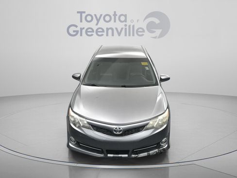 Used 2014 Toyota Camry SE FWD image 22