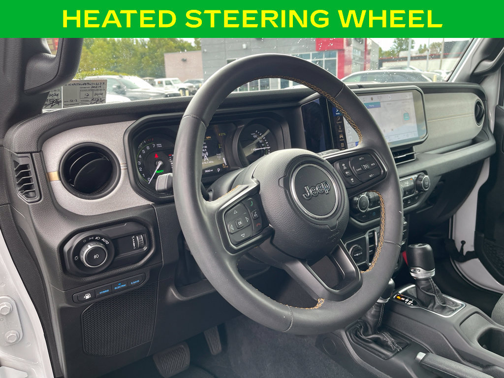 Used 2024 Jeep Wrangler Unlimited w/ Convenience Group AWD/4WD image 16