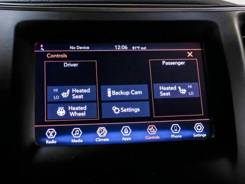 Used 2021 Jeep Cherokee Latitude Lux FWD image 32