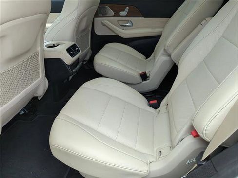 Certified 2022 Mercedes-Benz GLS 450 4MATIC image 13