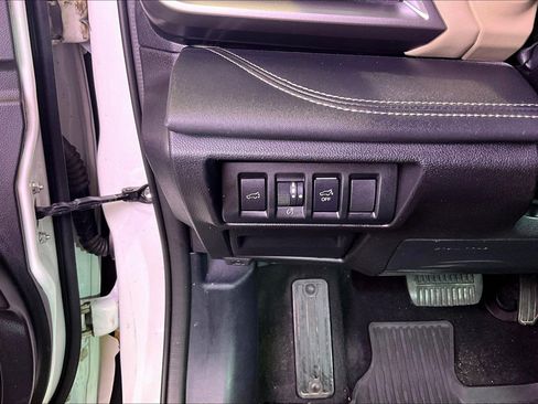 Used 2023 Subaru Outback Limited AWD/4WD image 17