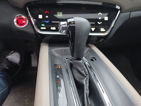 Used 2021 Honda HR-V EX image 18