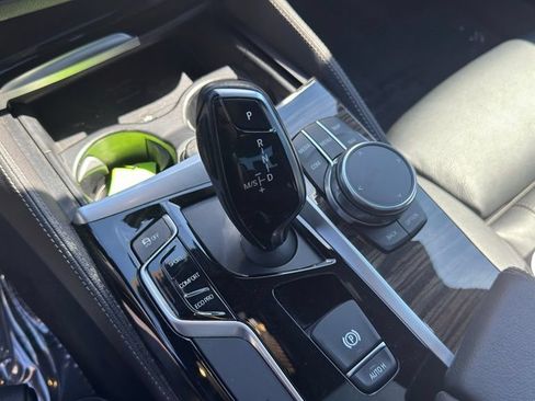 Used 2017 BMW 540i xDrive AWD/4WD image 14
