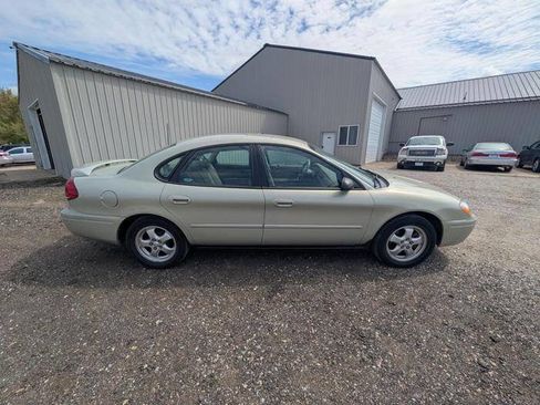 Used 2005 Ford Taurus SE FWD image 47