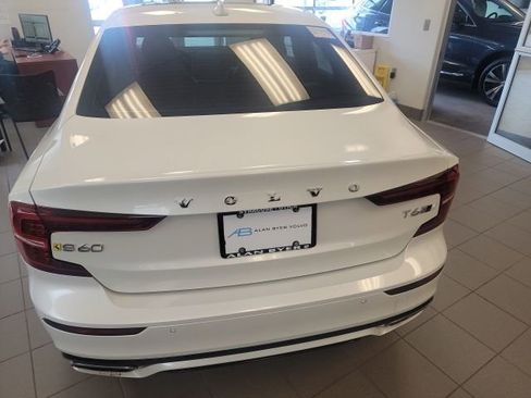 Used 2020 Volvo S60 T6 R-Design w/ Protection Package Premier AWD/4WD image 5
