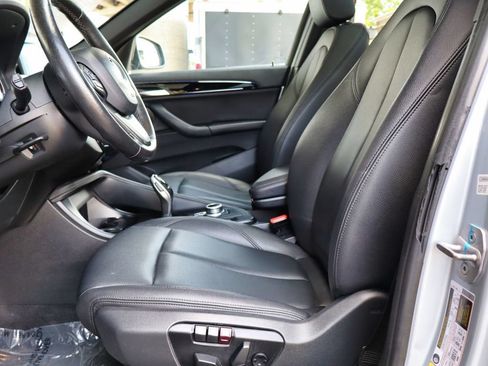 Used 2020 BMW X1 xDrive28i w/ Convenience Package AWD/4WD image 19