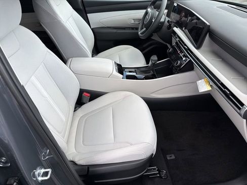 New 2026 Hyundai Tucson SEL image 13