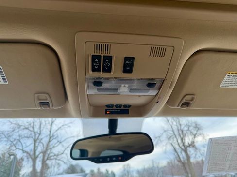 Used 2014 Chevrolet Tahoe LTZ image 40