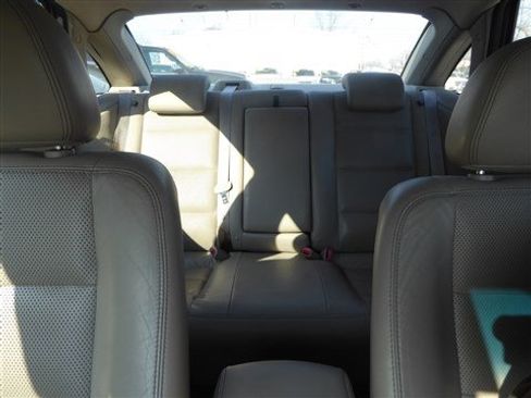 Used 2009 Ford Taurus Limited image 13