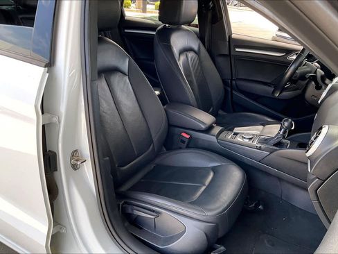 Used 2017 Audi A3 2.0T Premium w/ Convenience Package image 9
