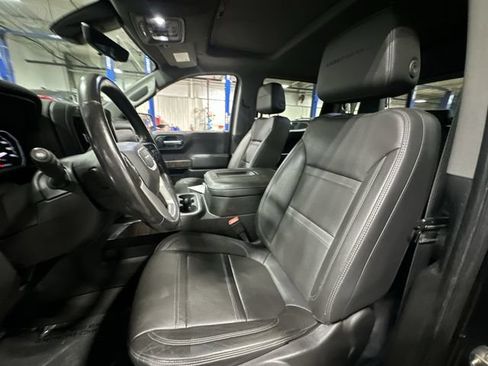 Used 2021 GMC Sierra 1500 Denali w/ Denali Ultimate Package AWD/4WD image 17