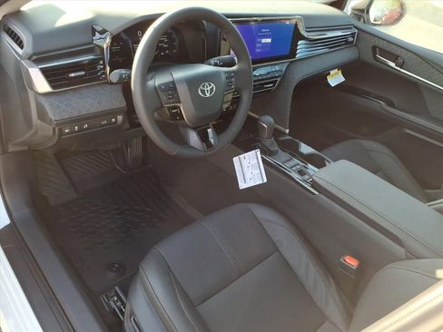 New 2025 Toyota Camry XLE image 4