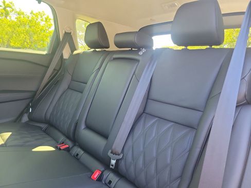 New 2026 Nissan Rogue Platinum AWD/4WD image 11