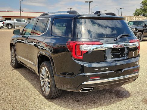 Used 2023 GMC Acadia Denali FWD image 3