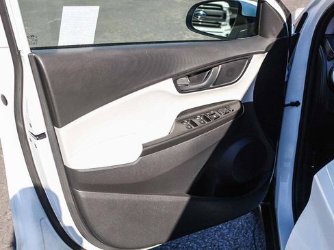 Certified 2023 Hyundai Kona SEL image 21