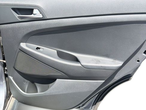Used 2019 Hyundai Tucson SE AWD/4WD image 30