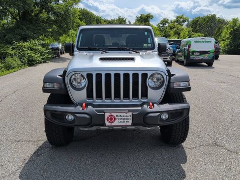 Used 2023 Jeep Gladiator Mojave w/ Cold Weather Group AWD/4WD image 2