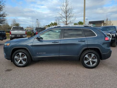 Used 2019 Jeep Cherokee Limited image 3
