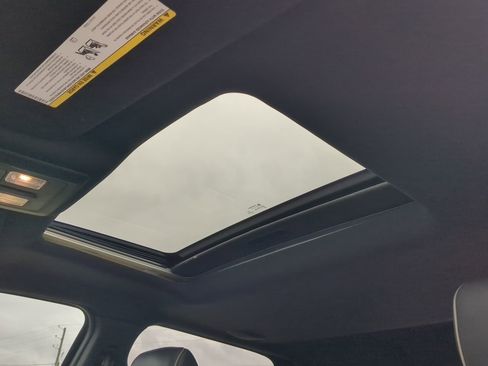 Used 2016 RAM 1500 Limited image 18