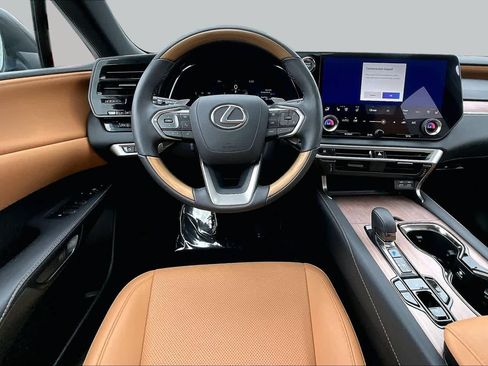 Used 2025 Lexus RX 350h AWD/4WD image 6