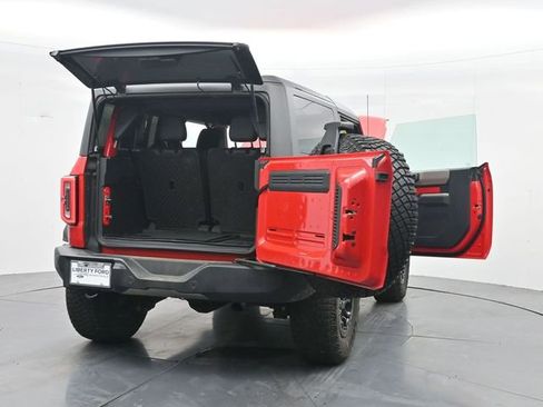 Used 2022 Ford Bronco Wildtrak AWD/4WD image 35