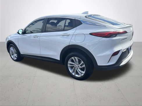 Used 2025 Buick Envista Preferred FWD image 9