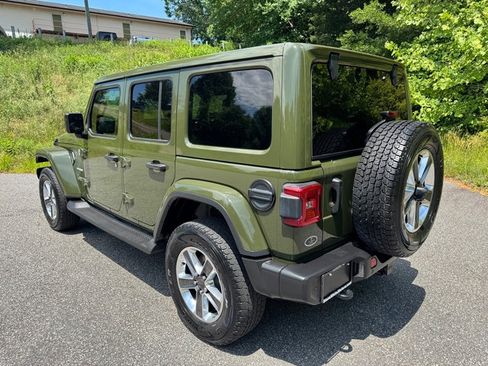 Used 2021 Jeep Wrangler Unlimited Sahara AWD/4WD image 8